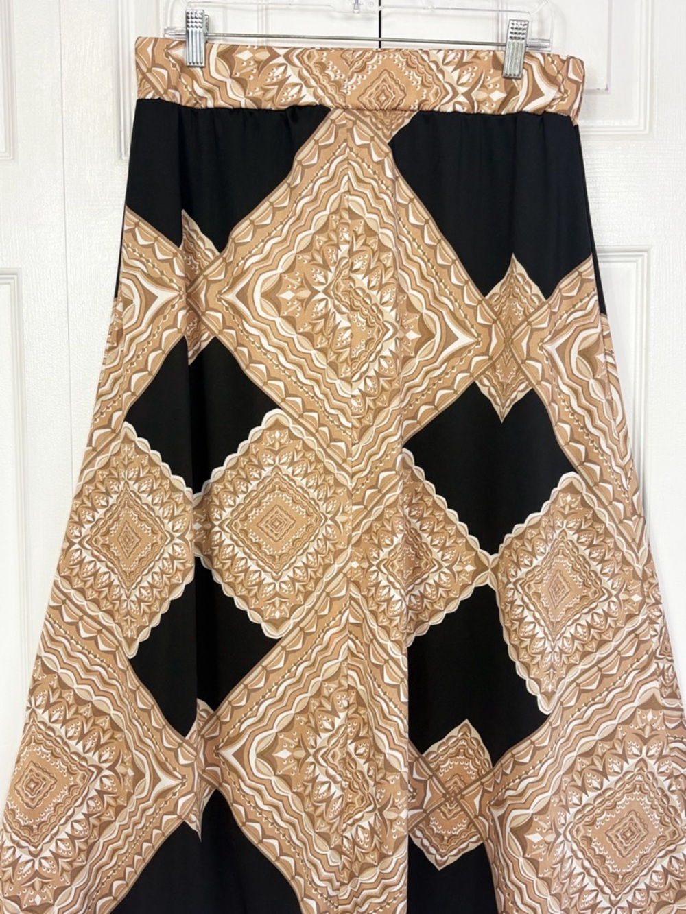 MetroWear Boho Black & Tan Geo Beaded Stretch Pull-On A-Line Skirt 1X